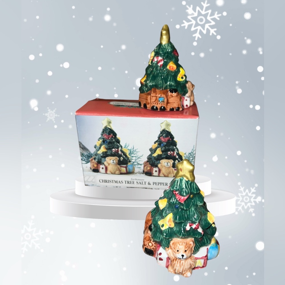 1995 Home Trends Earthenware Salt & Pepper Shakers Christmas Tree  Set #2913